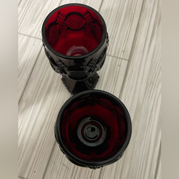 Avon 1876 Cape Cod Collection 2 Wine Glasses, Red Ruby #39 & 23. Preowned - Picture 5 of 8